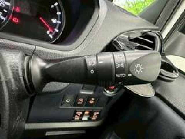 トヨタ ヴォクシー ZS“煌”の中古車