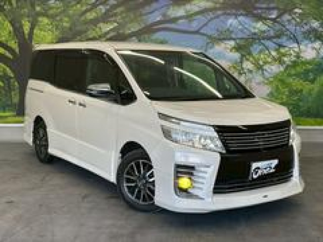 トヨタ ヴォクシー ZS“煌”の中古車