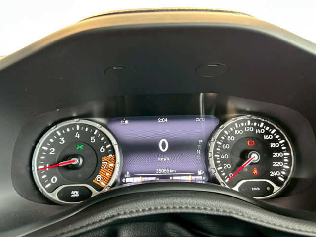 ジープ レネゲード リミテッドの中古車