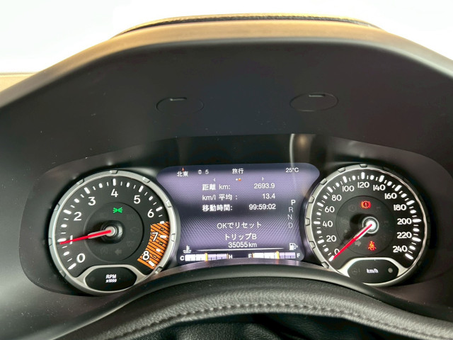ジープ レネゲード リミテッドの中古車