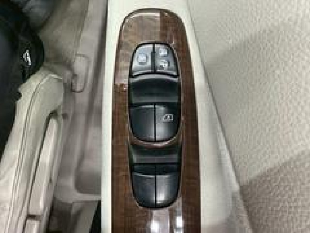 日産 セレナハイブリッド 2.0 20G S-HYBRIDの中古車