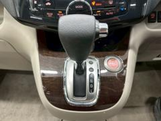 日産 セレナハイブリッド 2.0 20G S-HYBRIDの中古車