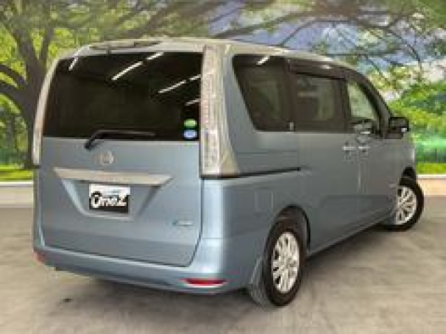 日産 セレナハイブリッド 2.0 20G S-HYBRIDの中古車