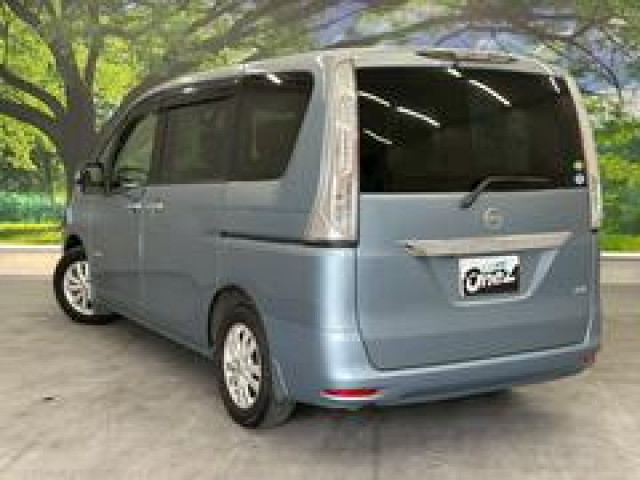 日産 セレナハイブリッド 2.0 20G S-HYBRIDの中古車