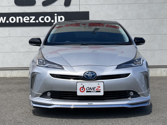 トヨタ プリウス 1.8 S ツーリングセレクションの中古車
