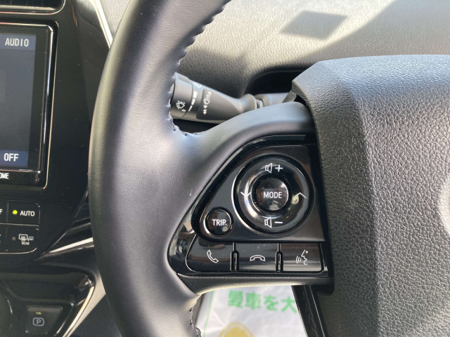 トヨタ プリウス 1.8 S ツーリングセレクションの中古車