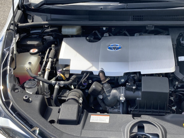 トヨタ プリウス 1.8 S ツーリングセレクションの中古車