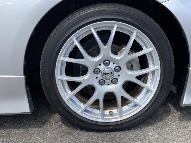 トヨタ プリウス 1.8 S ツーリングセレクションの中古車
