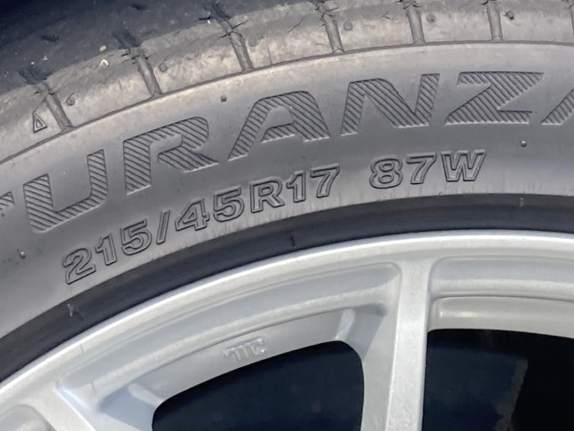トヨタ プリウス 1.8 S ツーリングセレクションの中古車