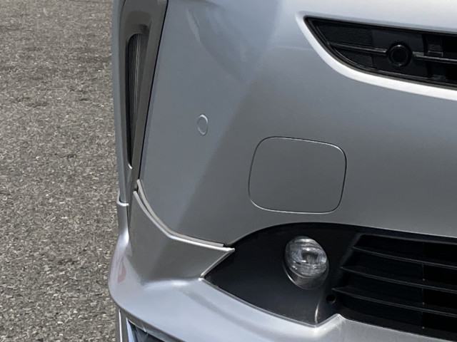 トヨタ プリウス 1.8 S ツーリングセレクションの中古車