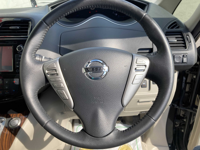 日産 セレナ 2.0 20G S-HYBRIDの中古車