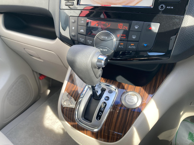 日産 セレナ 2.0 20G S-HYBRIDの中古車