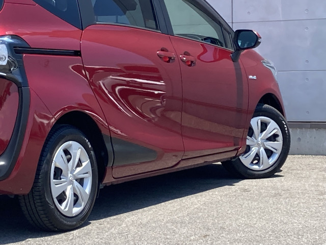 トヨタ シエンタ ハイブリッド 1.5 Gの中古車