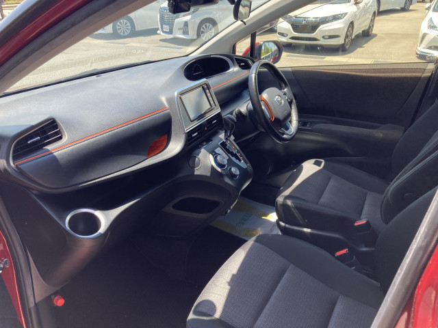 トヨタ シエンタ ハイブリッド 1.5 Gの中古車