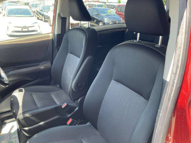 トヨタ シエンタ ハイブリッド 1.5 Gの中古車