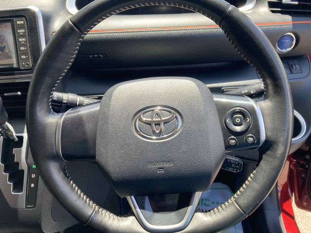 トヨタ シエンタ ハイブリッド 1.5 Gの中古車