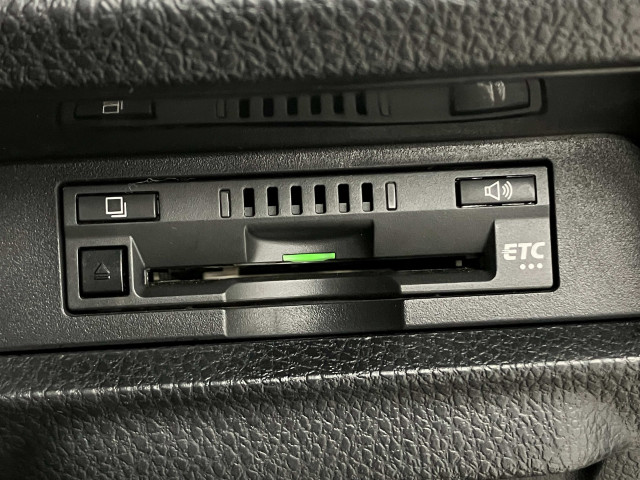 トヨタ ヴォクシー 1.8 ハイブリッド ZS 煌Ⅲの中古車