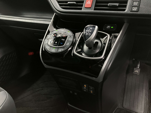 トヨタ ヴォクシー 1.8 ハイブリッド ZS 煌Ⅲの中古車