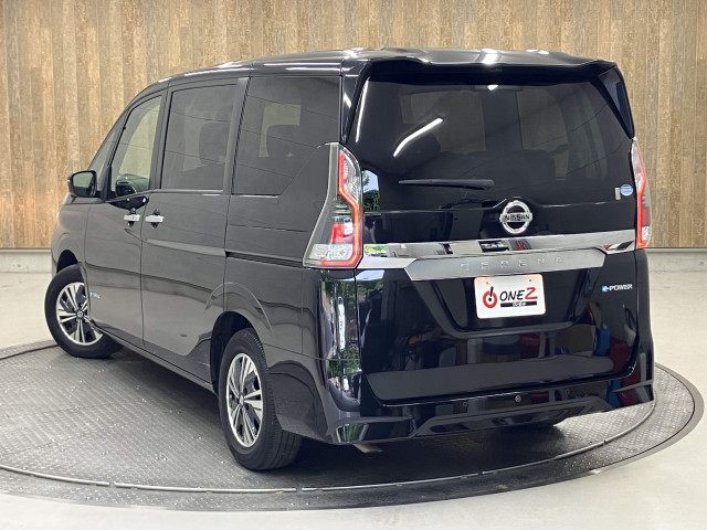 カーフィルムやコーティングも取り扱っておりますので、お気軽にご相談下さい。