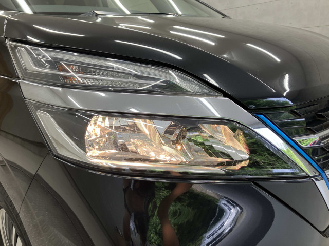 日産 セレナ 1.2 e-POWER XVの中古車