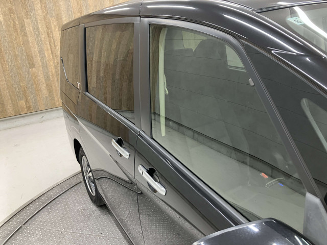 日産 セレナ 1.2 e-POWER XVの中古車