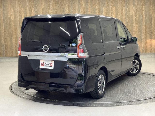 日産 セレナ 1.2 e-POWER XVの中古車