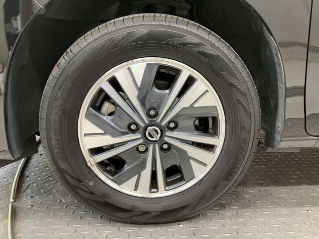 日産 セレナ 1.2 e-POWER XVの中古車