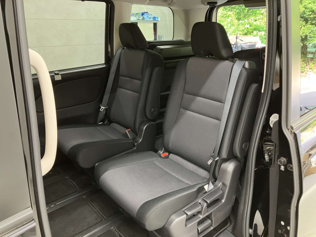 日産 セレナ 1.2 e-POWER XVの中古車