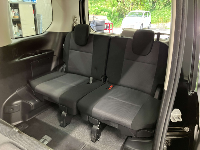 日産 セレナ 1.2 e-POWER XVの中古車