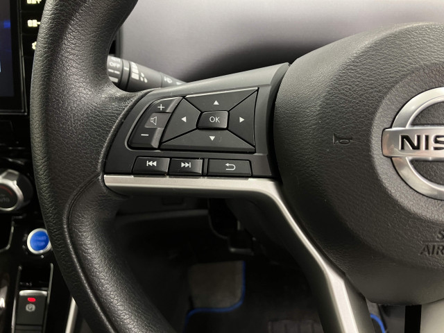日産 セレナ 1.2 e-POWER XVの中古車