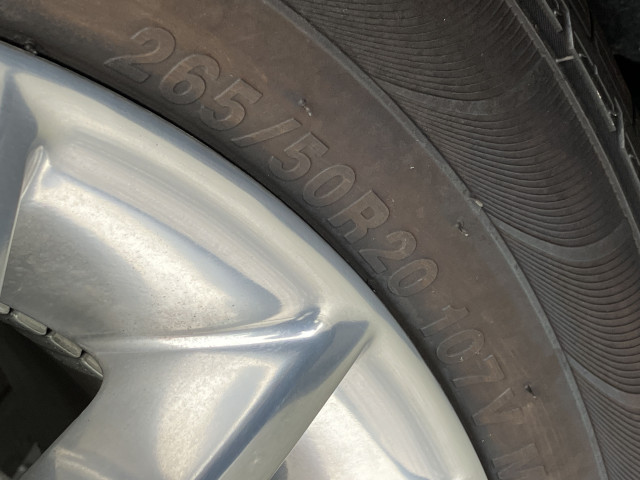ジープ グランドチェロキー サミット 4WDの中古車
