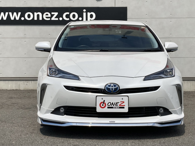 トヨタ プリウス 1.8 A ツーリングセレクションの中古車