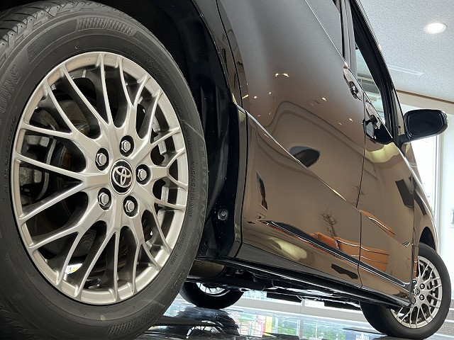 トヨタ ヴォクシー 1.8 ハイブリッド ZS 煌Ⅲの中古車