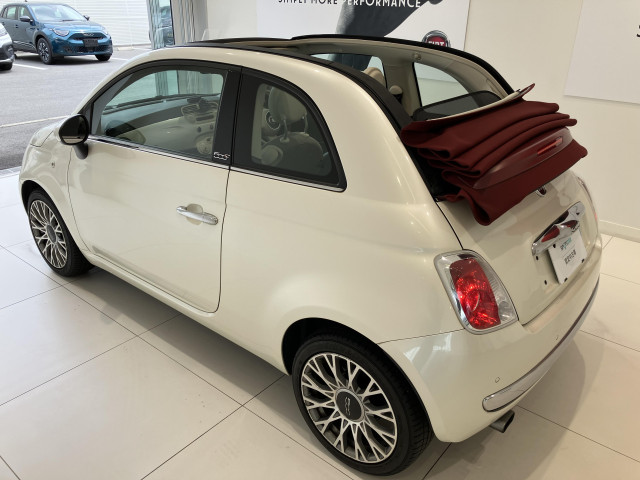 フィアット 500C ツインエア ラウンジの中古車