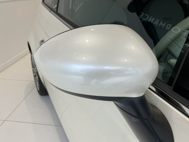 フィアット 500C ツインエア ラウンジの中古車