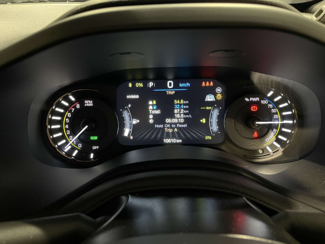 ジープ レネゲード リミテッド 4xe 4WDの中古車