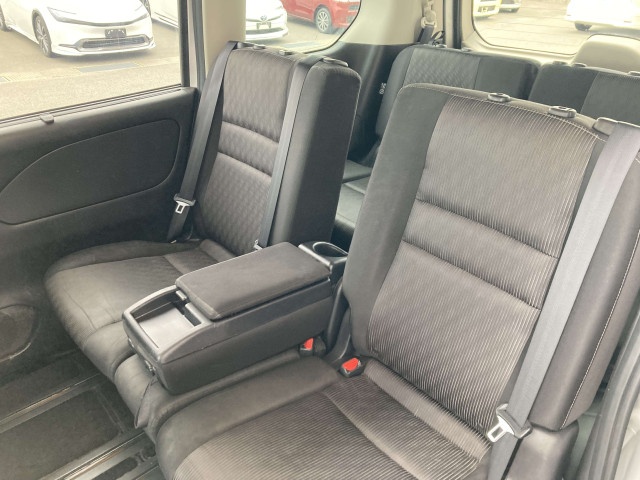 日産 セレナ 2.0 ハイウェイスター Vの中古車
