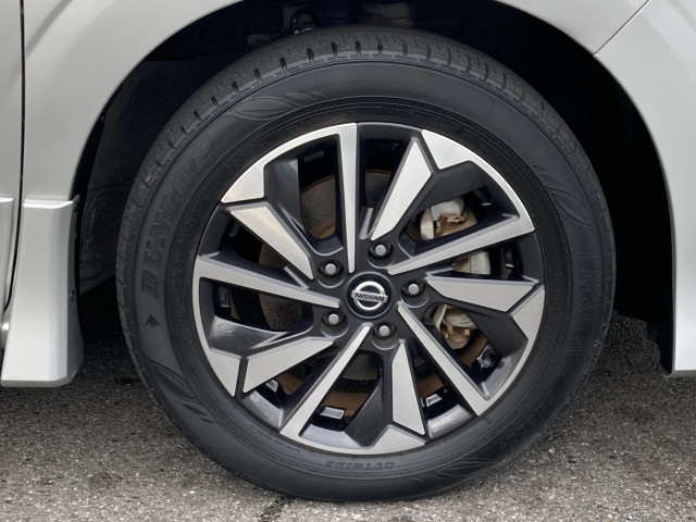 日産 セレナ 2.0 ハイウェイスター Vの中古車