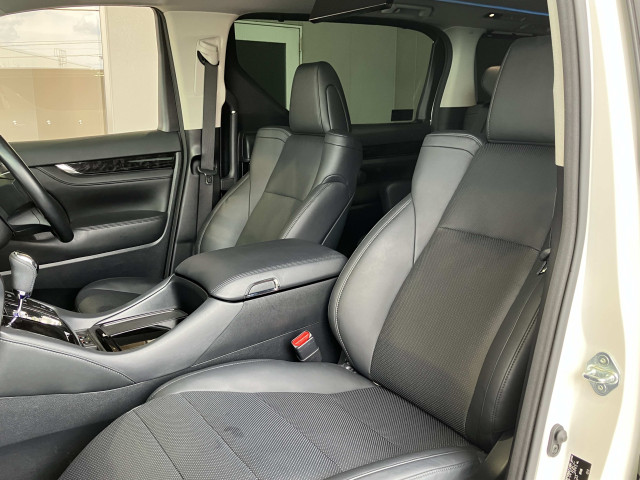 トヨタ アルファード 2.5 S Cパッケージの中古車