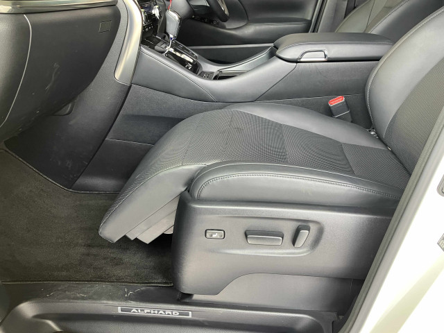 トヨタ アルファード 2.5 S Cパッケージの中古車