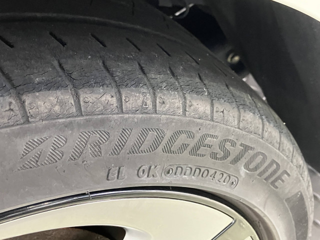 トヨタ プリウス 1.8 A ツーリングセレクションの中古車