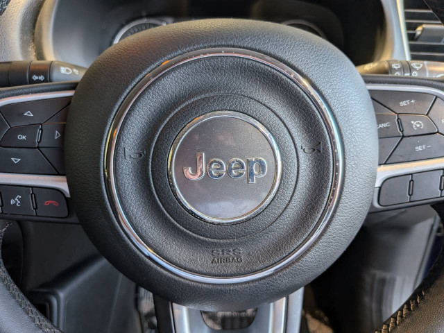 ジープ レネゲード ロンジチュードの中古車