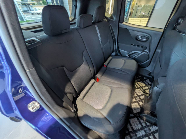 ジープ レネゲード ロンジチュードの中古車