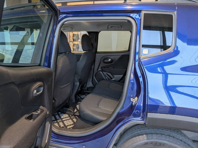 ジープ レネゲード ロンジチュードの中古車