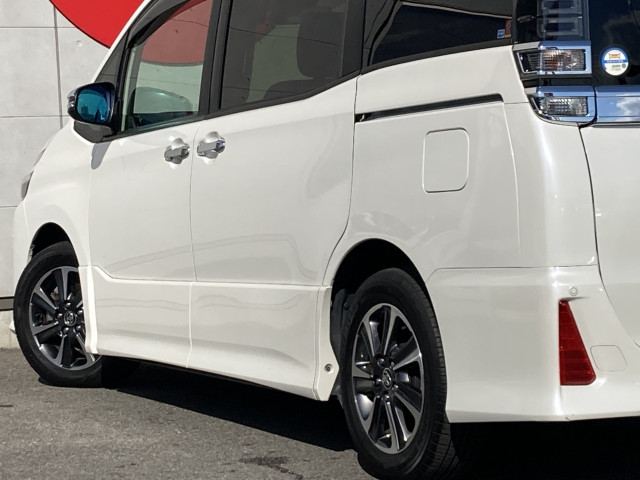 トヨタ ヴォクシー 2.0 ZS 煌の中古車