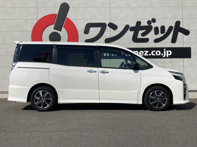 トヨタ ヴォクシー 2.0 ZS 煌の中古車