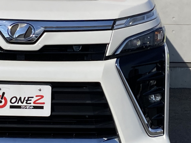 トヨタ ヴォクシー 2.0 ZS 煌の中古車