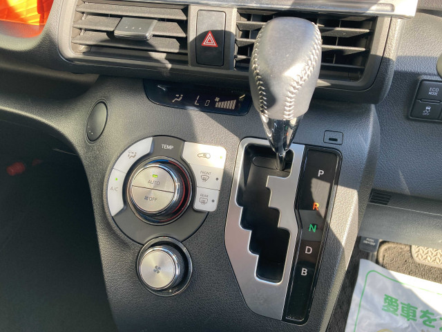トヨタ シエンタ ハイブリッド 1.5 G クエロの中古車