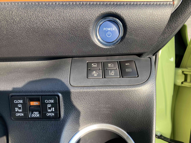 トヨタ シエンタ ハイブリッド 1.5 G クエロの中古車