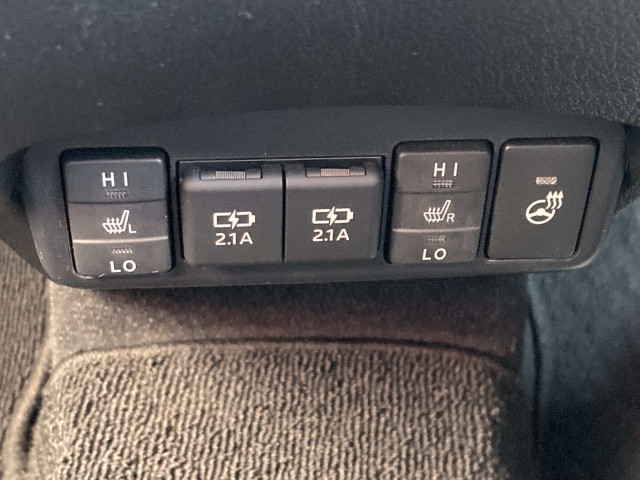 トヨタ シエンタ ハイブリッド 1.5 G クエロの中古車